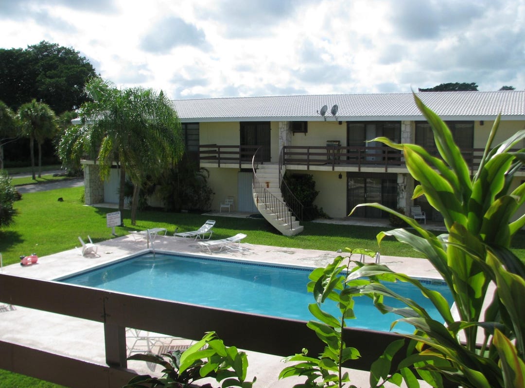 FORTUNE HILLS unit 210, Grand Bahama/Freeport Unit for Rent