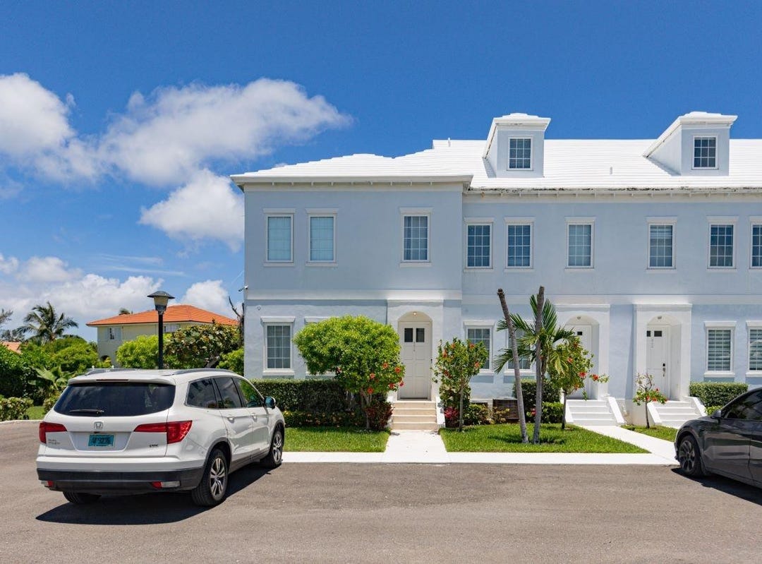 2P9F+7PX, Yamacraw Hill Rd, Nassau, The Bahamas, Palm Cay, New