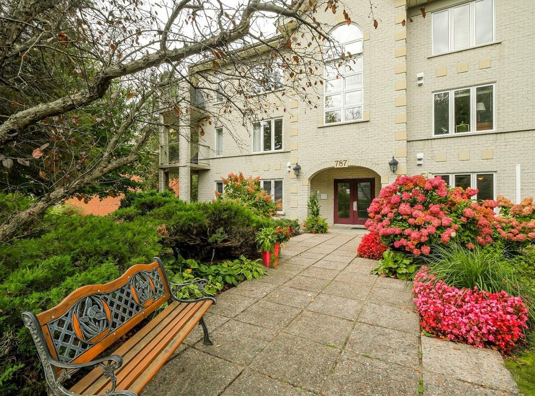 787 Ch. OziasLeduc, Otterburn Park, QC J3H4A8, CA, Otterburn Park