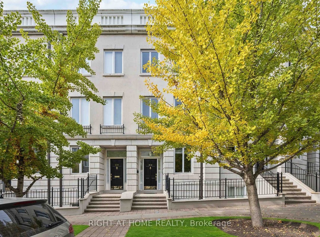 212 Walmer Rd, Toronto, Ontario M5R3R7 House for Sale