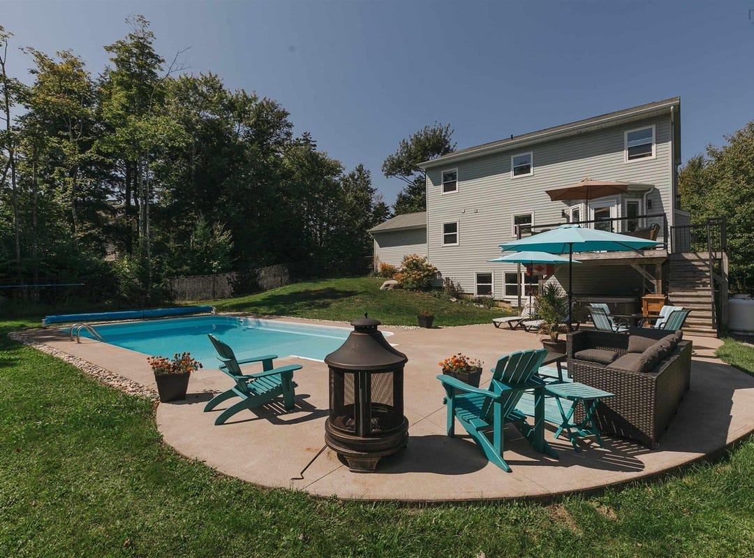 150 Cedarcrest Drive, Halifax, Nova Scotia B4B 1T3 House for Sale