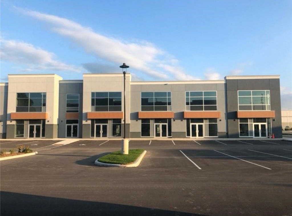 1038 Garner Road, Ancaster, Ontario L9G 3K9 House for Rent