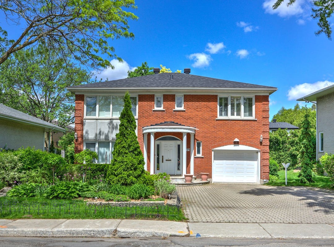 5771 Rue Ferncroft, Hampstead, Québec H3X1C6 House for Sale