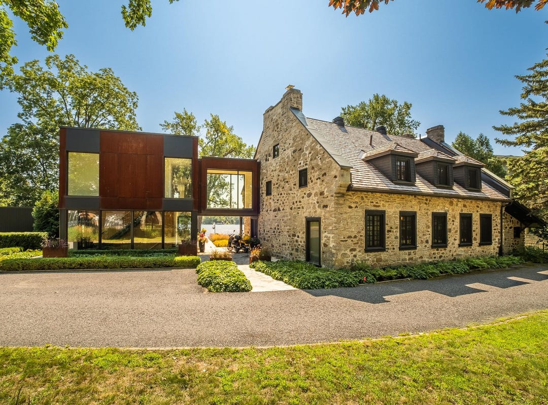 BordduLacLakeshore, Dorval, Québec H9S2C5 House for Sale