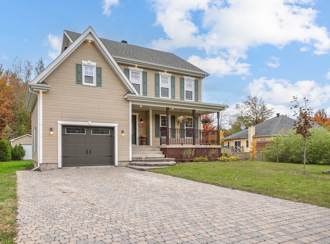 295 Rue Berthiaume, Farnham, QC J2N0B2, CA, Farnham, Québec J2N0B2