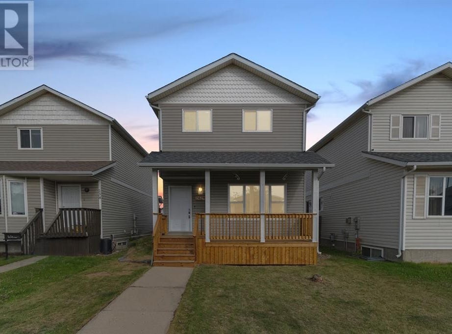 242 Laffont Way, Fort McMurray, Alberta T9K2R2 House for Sale