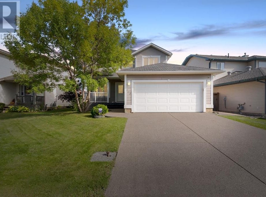 105 Crown Creek Lane, Fort McMurray, Alberta T9K2V1 House for Sale