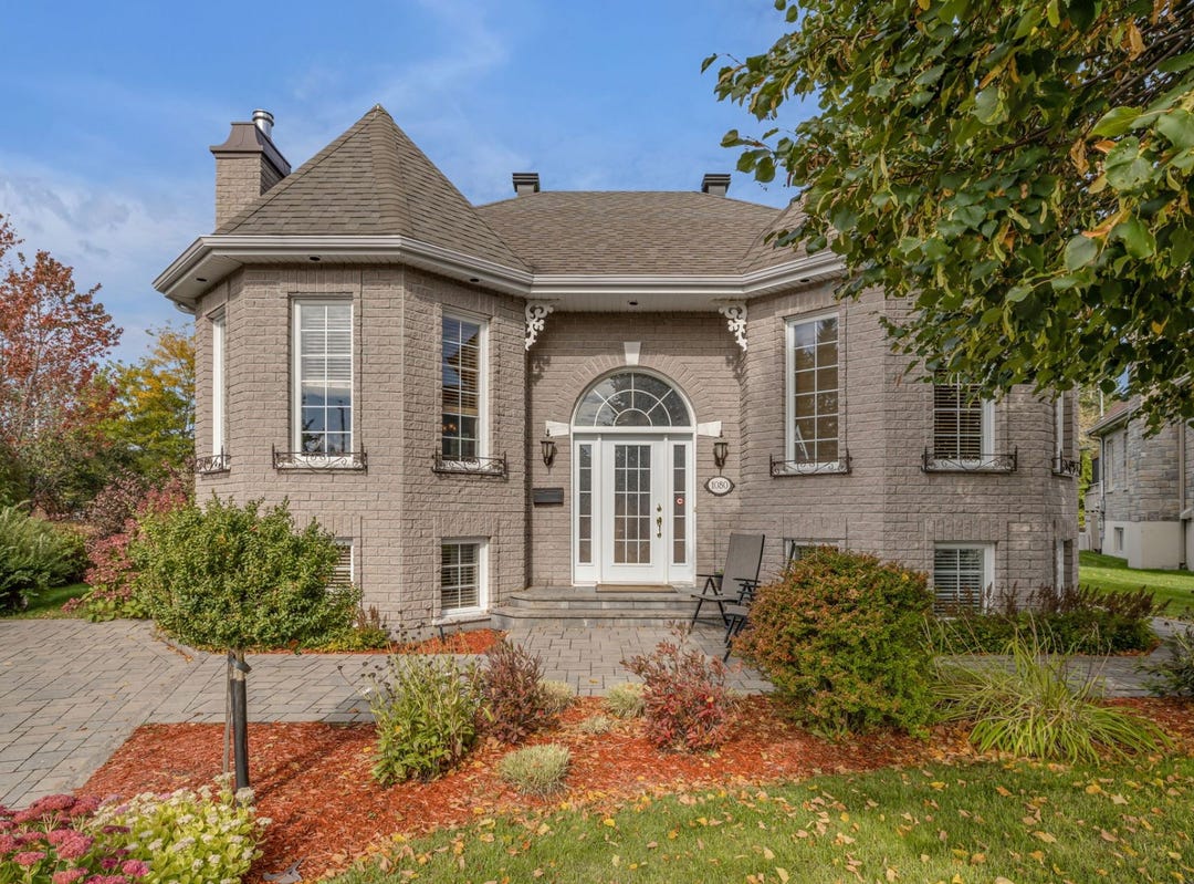 1080 Rue des Incas, La HauteSaintCharles, QC G3K2K6, CA, La Haute