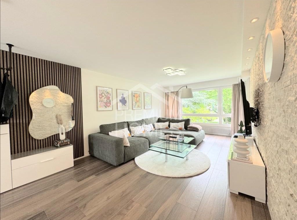 Allschwil, Lucerne 4123 Apartment for Sale