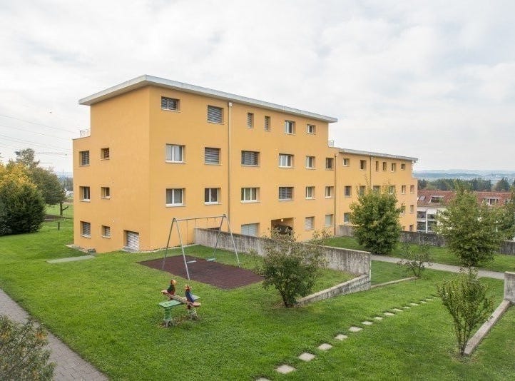 Haslirainstrasse 10, Perlen, Lucerne 6035 Apartment for Rent