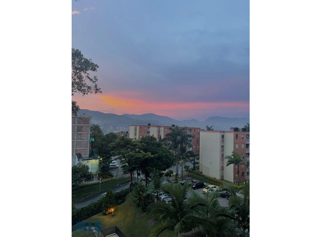 CR 27D, Envigado, Antioquia Apartment for Sale