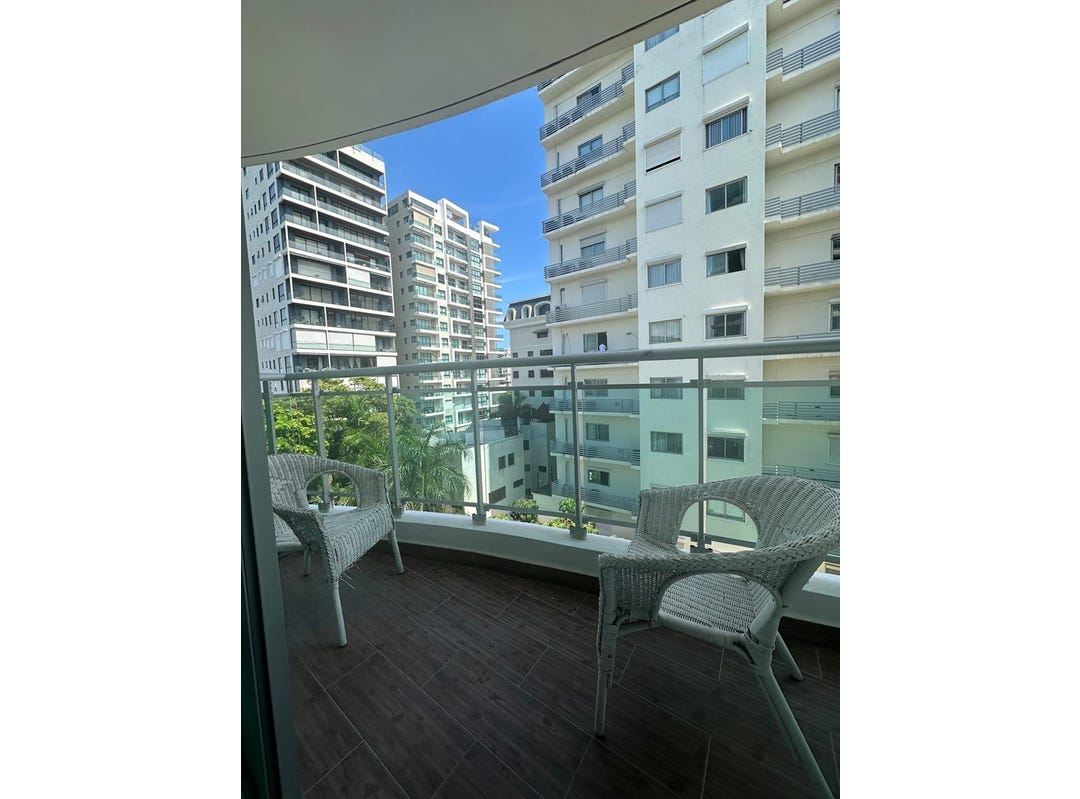 Piantini, Santo Domingo, Santo Domingo Apartment for Sale