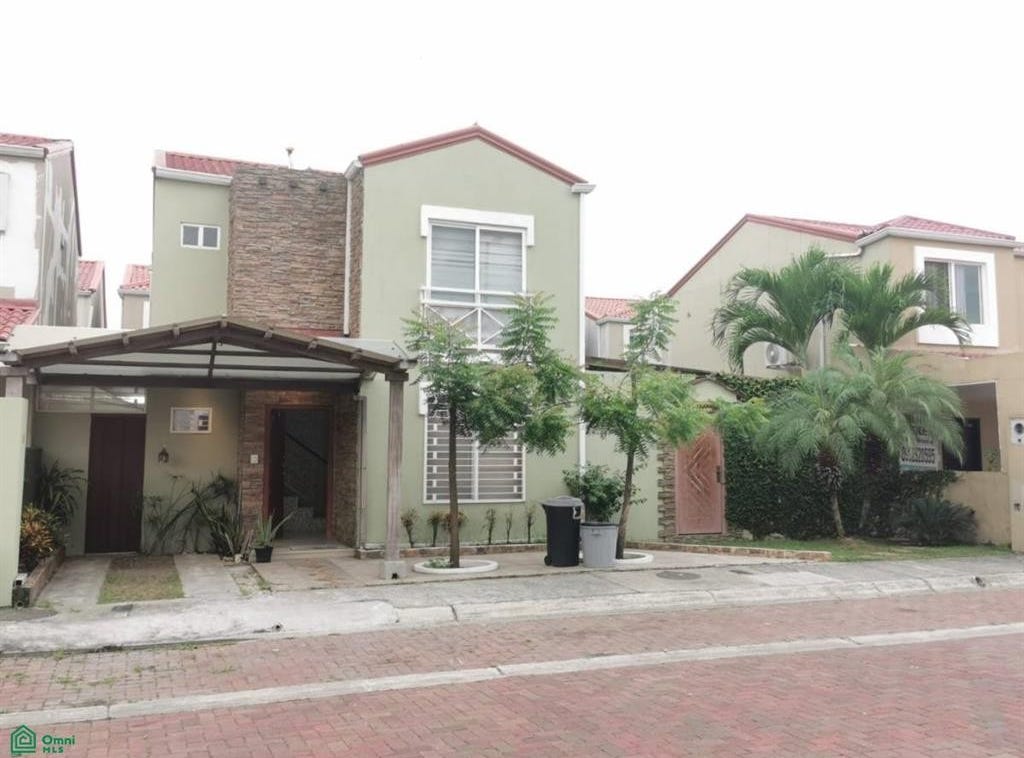 Urbanizacion La Perla Via Terminal Pascuales, Norte de Guayaquil