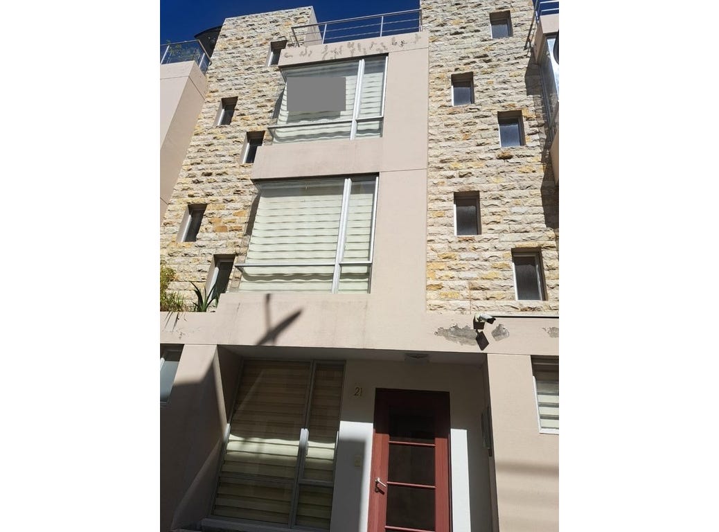 House for Sale in Private Community 'Altos de la Viña, ' Tumbaco