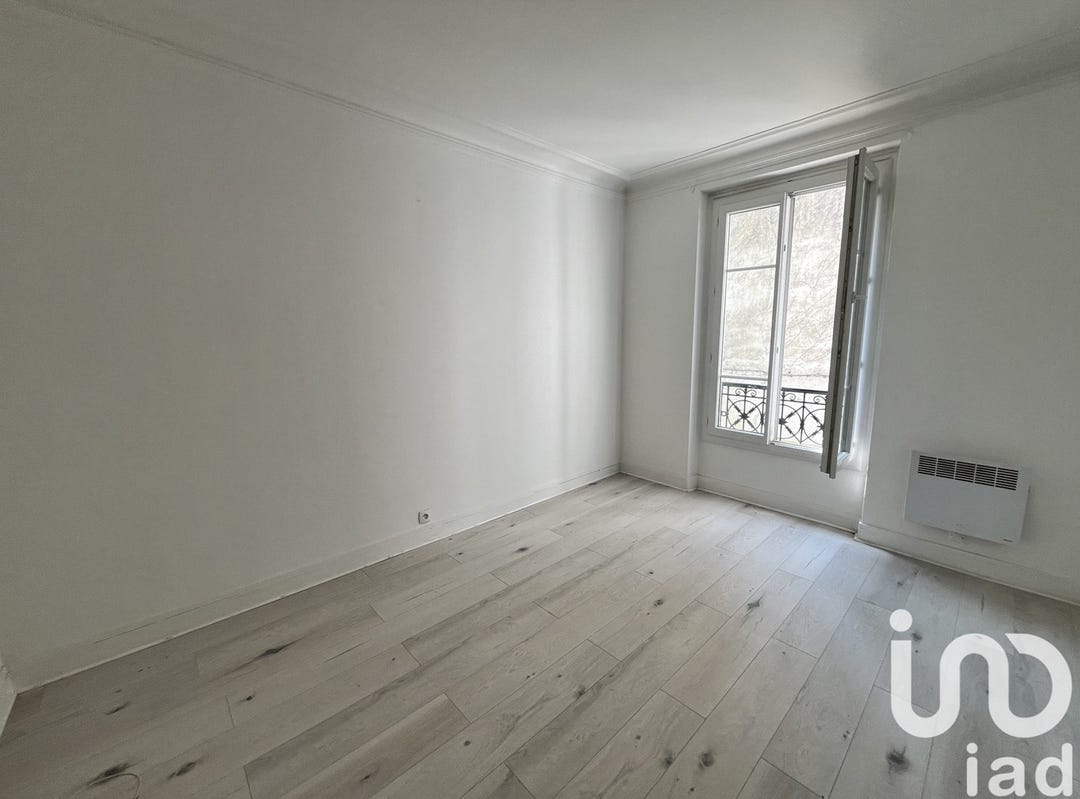 Paris, ÎledeFrance 75019 Apartment for Sale