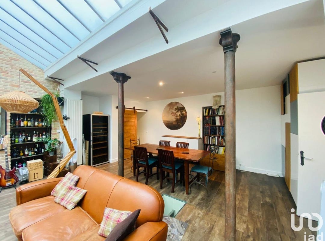 PARIS, ÎledeFrance 75018 Apartment for Sale