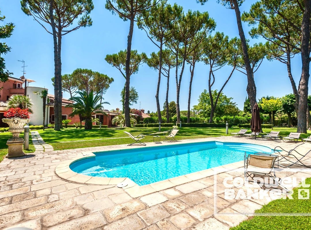 Villa Doria Pamphili, Roma, Lazio 00164 House for Sale