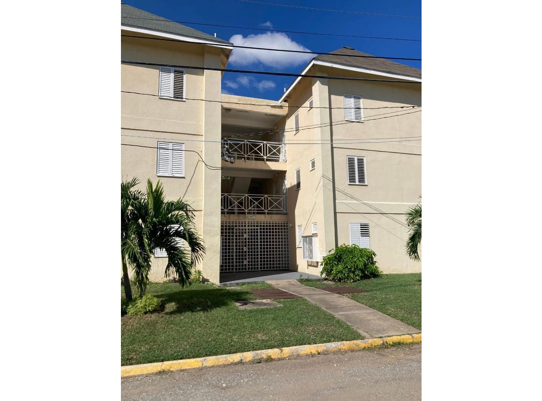 MERRIVALE CLOSE, Kingston 8, St. Andrew Parish House for Sale