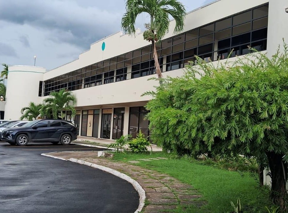 40 SHORTWOOD ROAD, Kingston 8, St. Andrew Parish Offices for Rent