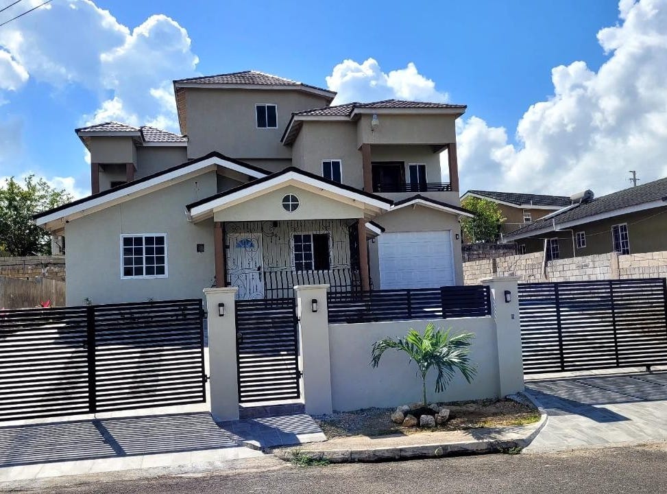STONEBROOK VISTA, Falmouth, Trelawny Parish House for Rent