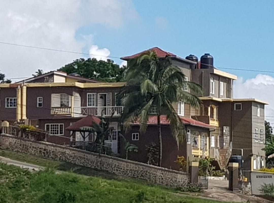 CEDAR GROVE, Mandeville, Manchester Parish House for Sale