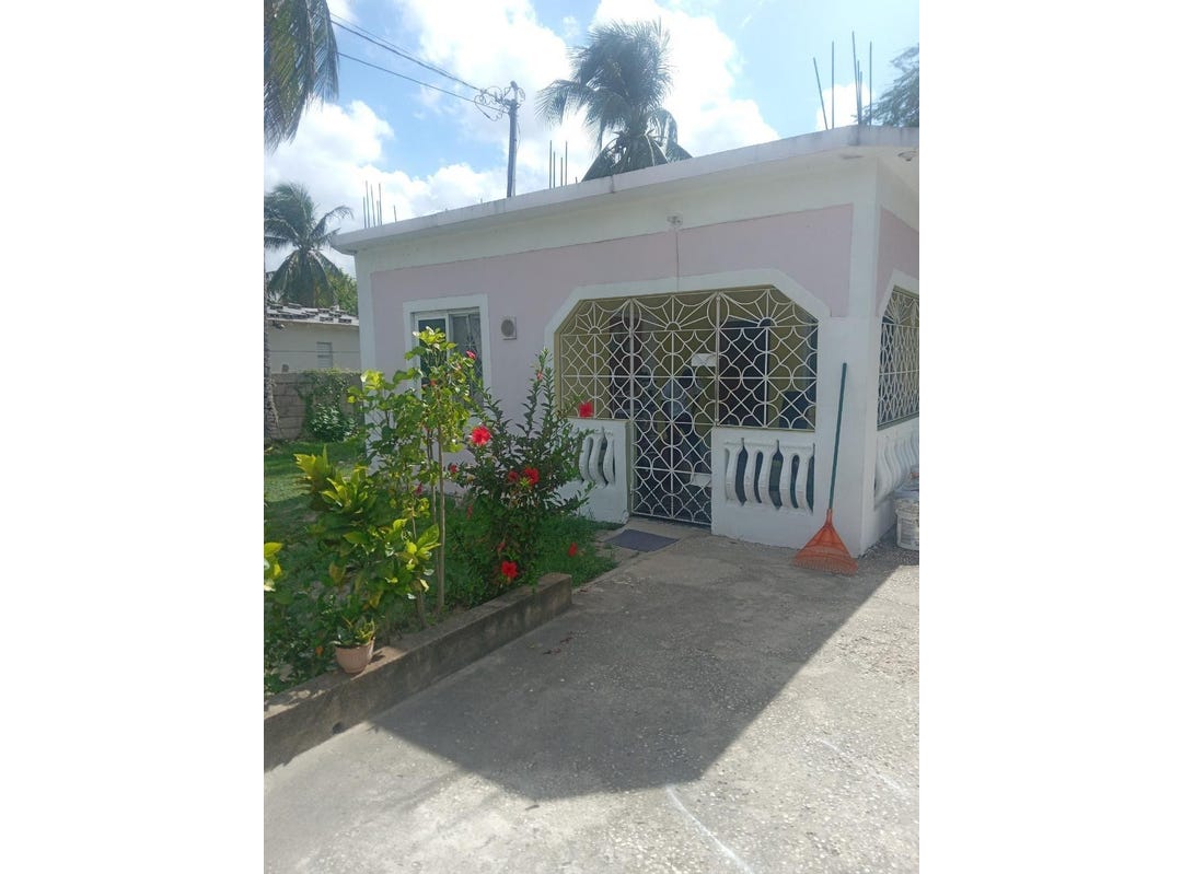 CROMARTY GROVE, Spanish Town, Saint Catherine Parish House for Sale