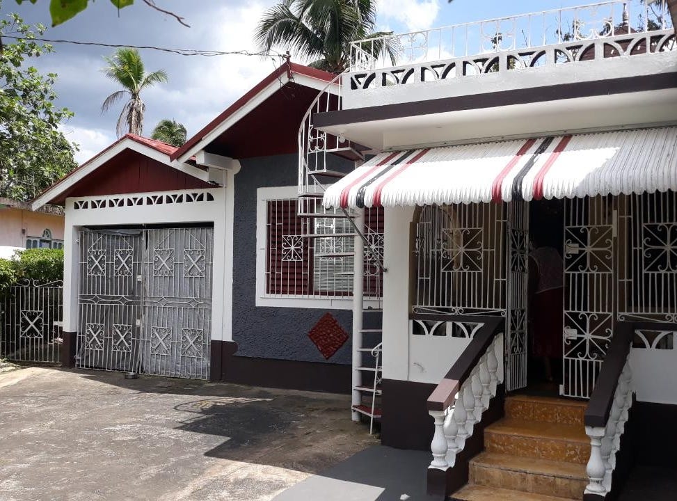 THOMPSON ST, GRANGE HILL, Grange Hill, Westmoreland Parish House for