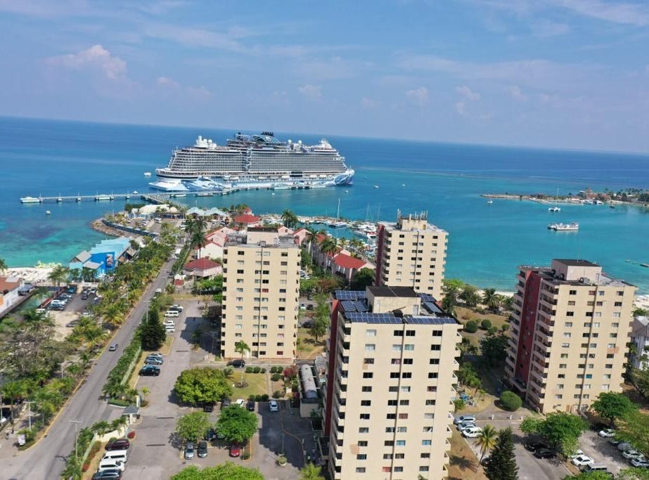 TURTLE TOWERS, OCHO RIOS, Ocho Rios, St. Ann Parish House for Sale