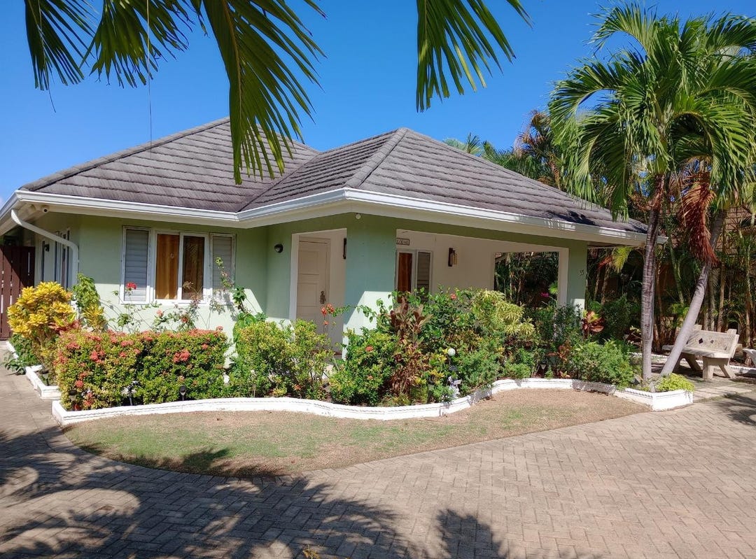 ANTHURIUM AVENUE, RICHMOND, 819, St. Ann Parish House for Rent