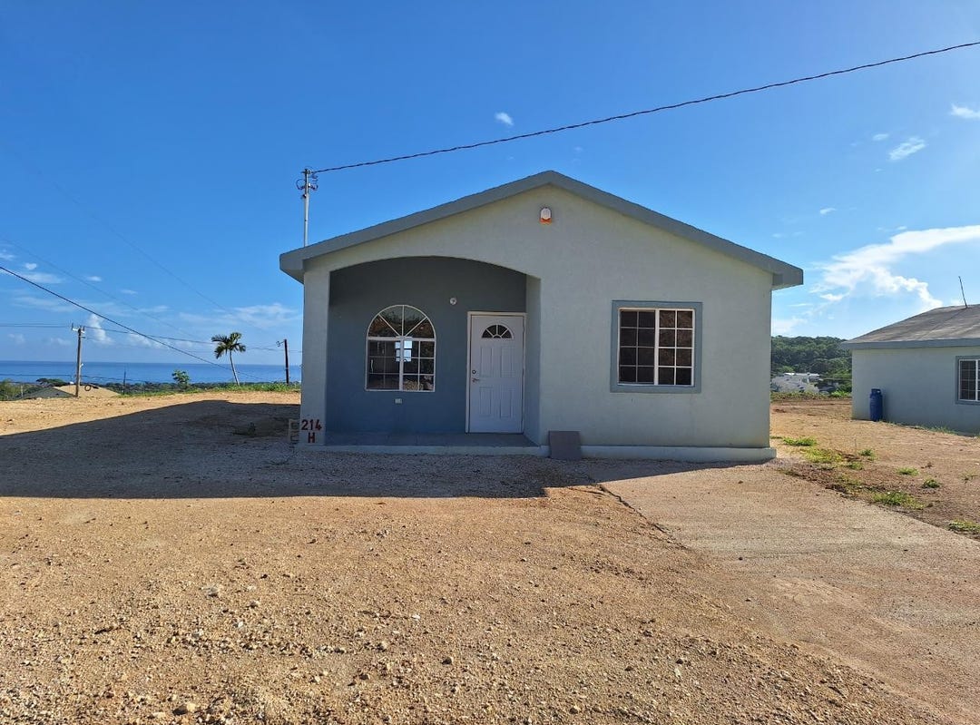 CAMELOT VILLAGE PHASE 4, Discovery Bay, St. Ann Parish House for Rent