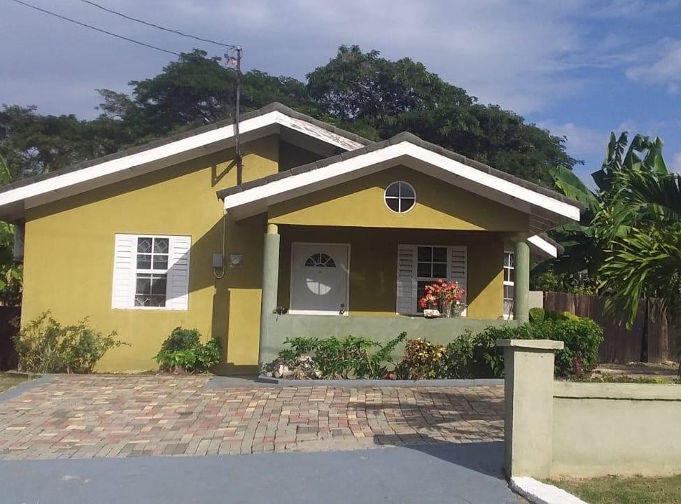 DRAX HALL COUNTRY CLUB, Ocho Rios, St. Ann Parish House for Sale