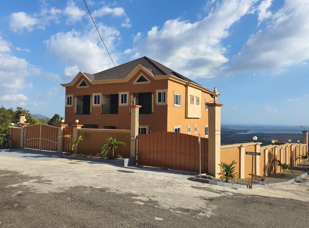 202 TOM CRINGLE DRIVE, PLANTA, Kingston 19, St. Andrew Parish House for