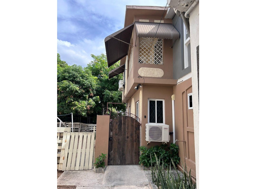 48a ST. MARGARET CLOSE, Manley Meadows, Kingston Parish House for Sale