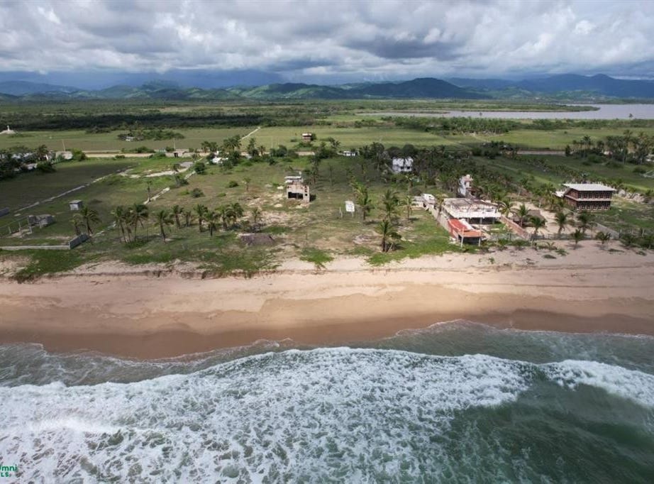 Carretera Barra Pie de la Cuesta 292 Z3 P2/2, Barra de Coyuca, Coyuca