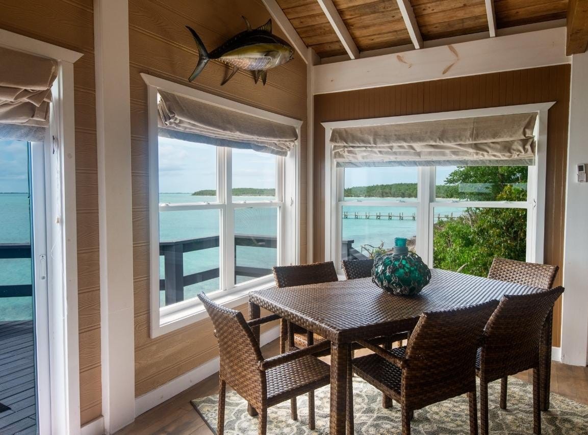 MAN CAVE, Lubbers Quarters, Central Abaco House for Sale