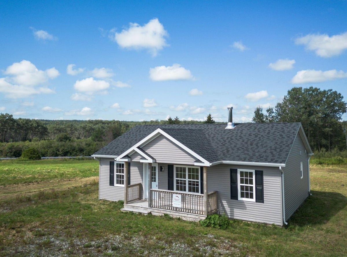 11 County Line Rd, Cleveland, NS B0E 1J0, Canada, Cleveland, Nova