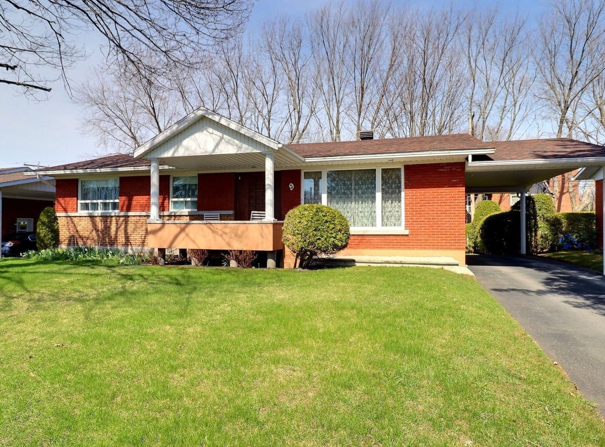 9 Rue Michel, Victoriaville, QC G6P6C5, CA, Victoriaville, Québec House
