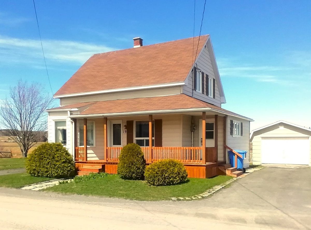 19 Rue StFrançois, SaintNoël, QC G0J3A0, CA, SaintNoël, Québec House