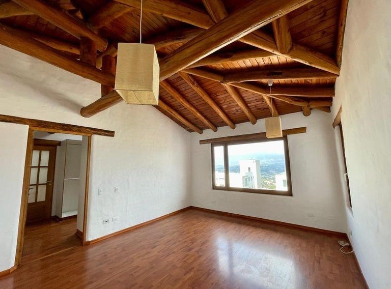 House For Sale in Cumbayá Quito, Quito, Pichincha House for Sale