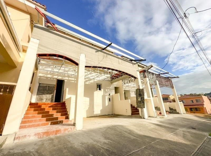 Panama Tumba Muerto, Panama City, Address available on request House