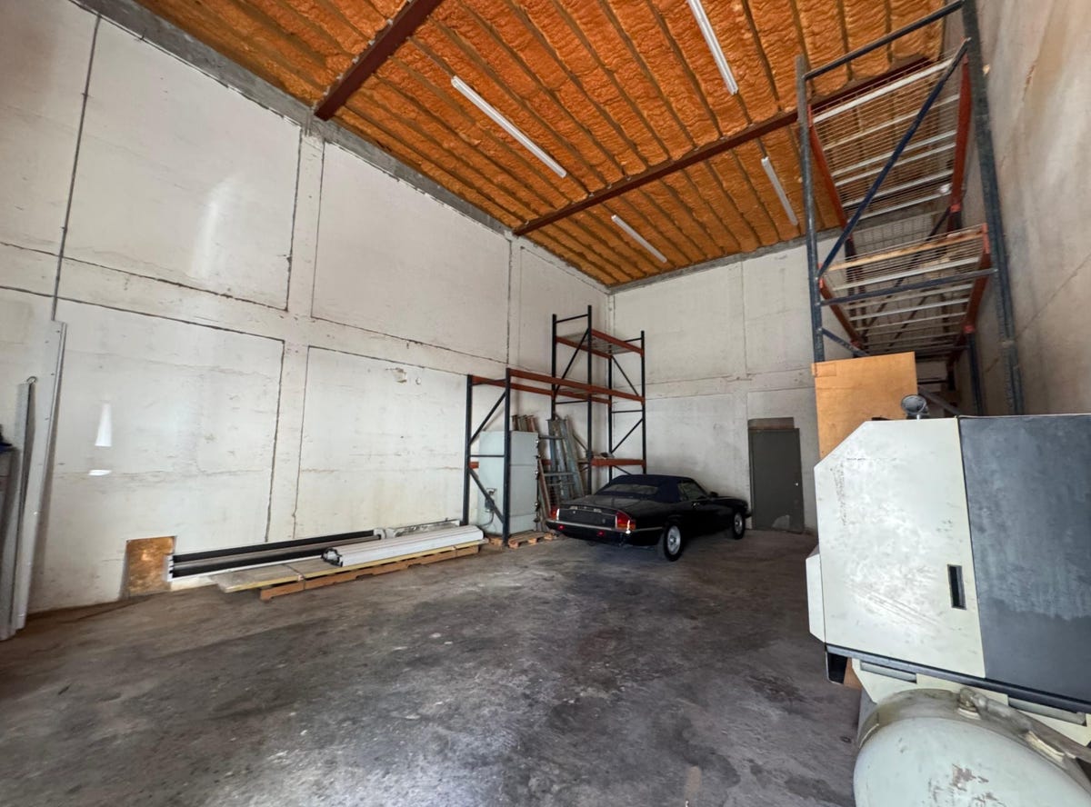 AIR PORT INDUSTRIAL PARK, New Providence/Paradise Island, New ...