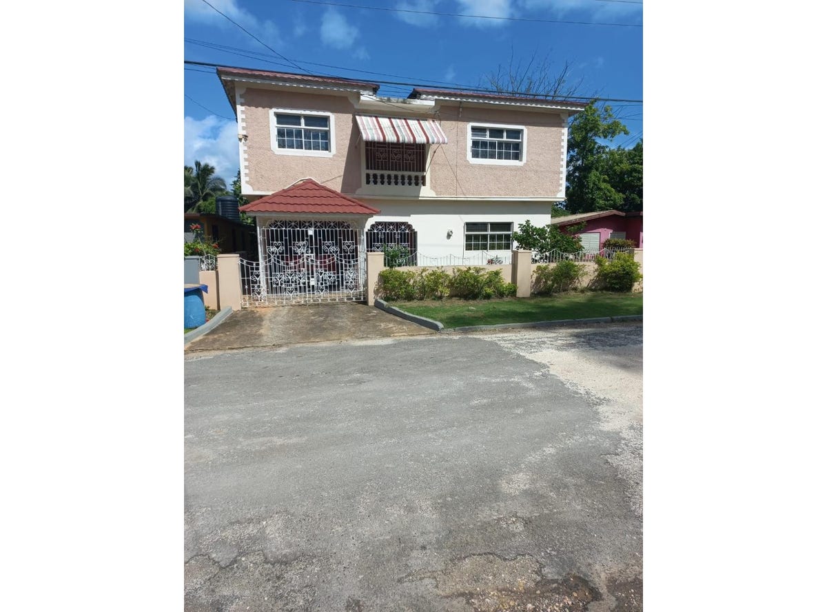 GUAVA ROAD, CHARLEMONT, Linstead, Saint Catherine Parish House for Sale