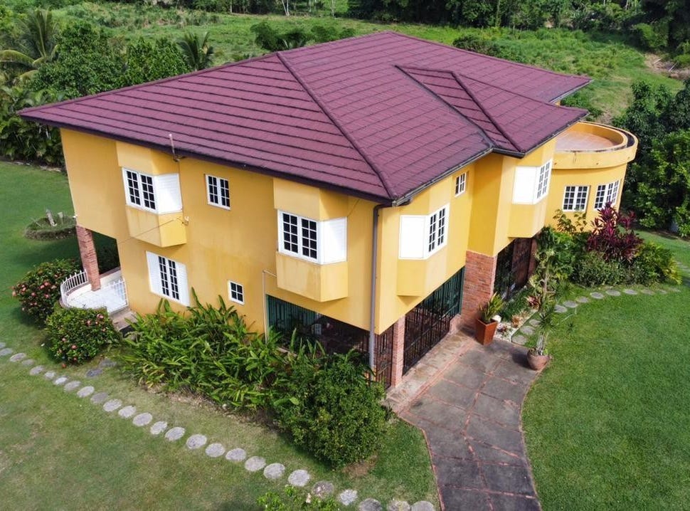 KNOLLIS, Bog Walk, Saint Catherine Parish House for Sale