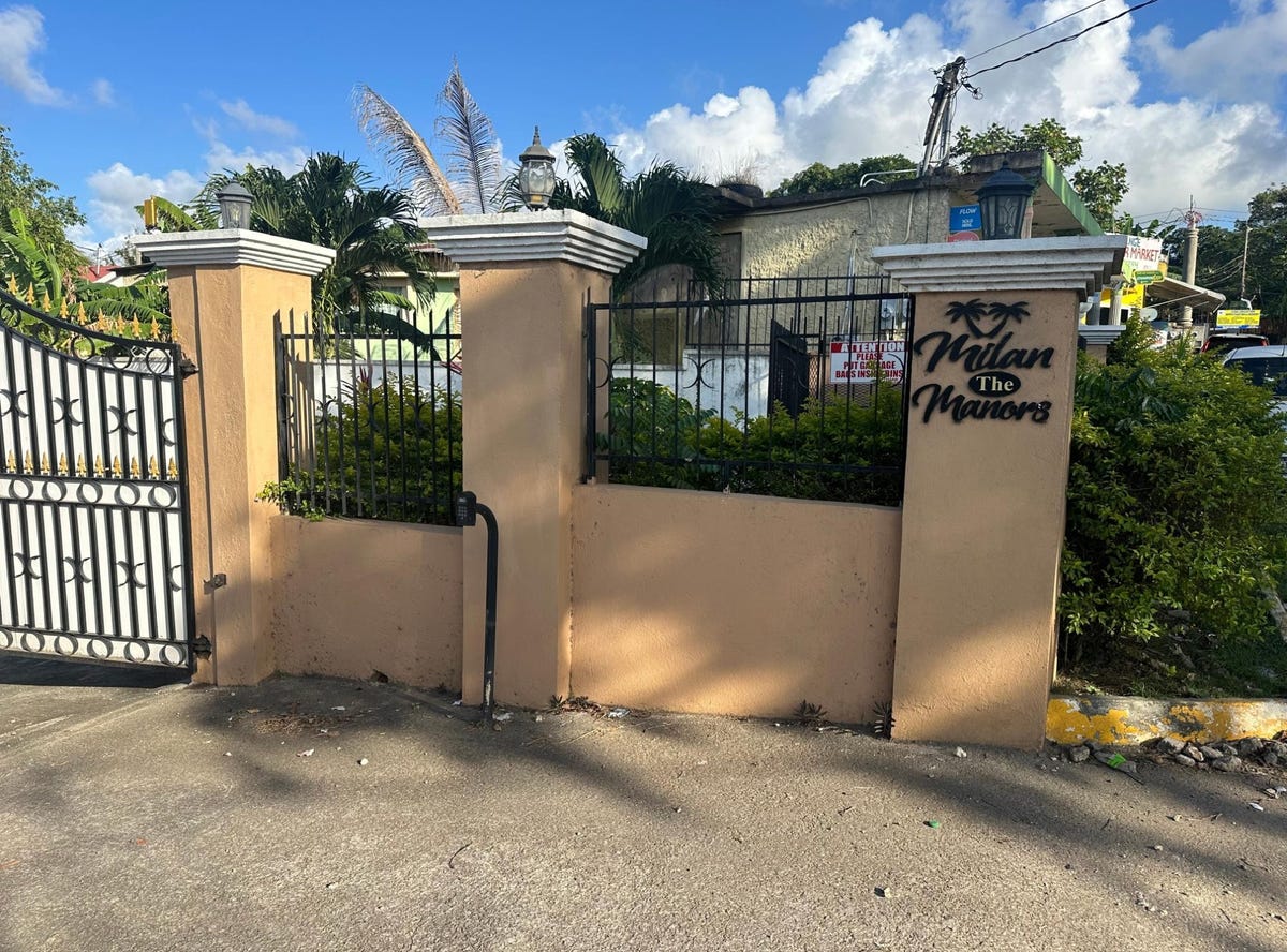 6 BONHAM SPRING, Exchange, St. Ann Parish House for Sale