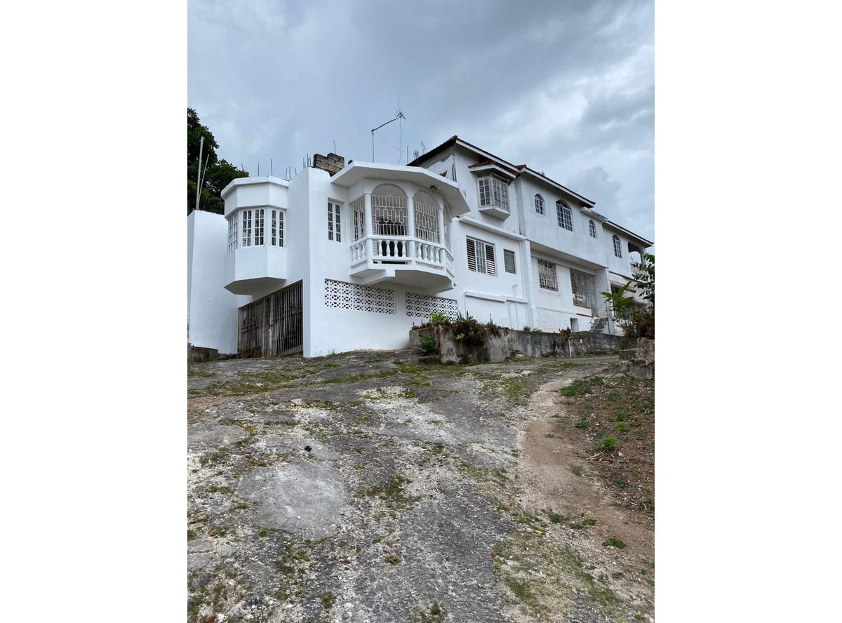 BROWN'S TOWN, ST. ANN, 625, St. Ann Parish House for Sale