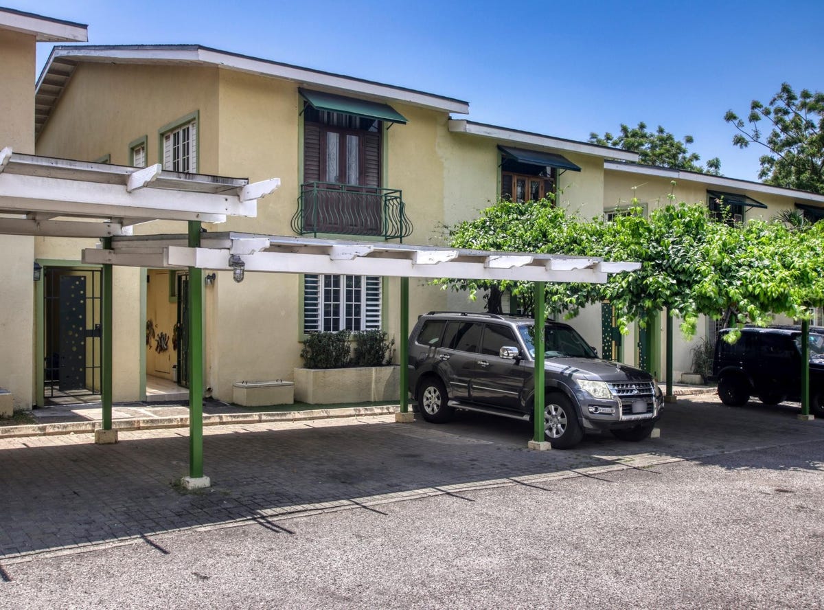 HOPEFIELD AVENUE, Kingston 6, St. Andrew Parish House for Sale