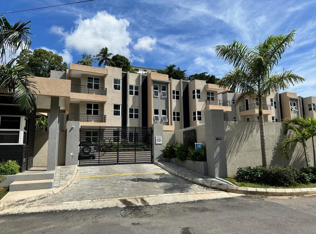 LAKEHURST DRIVE, KINGSTON, Kingston 8, St. Andrew Parish House for Sale