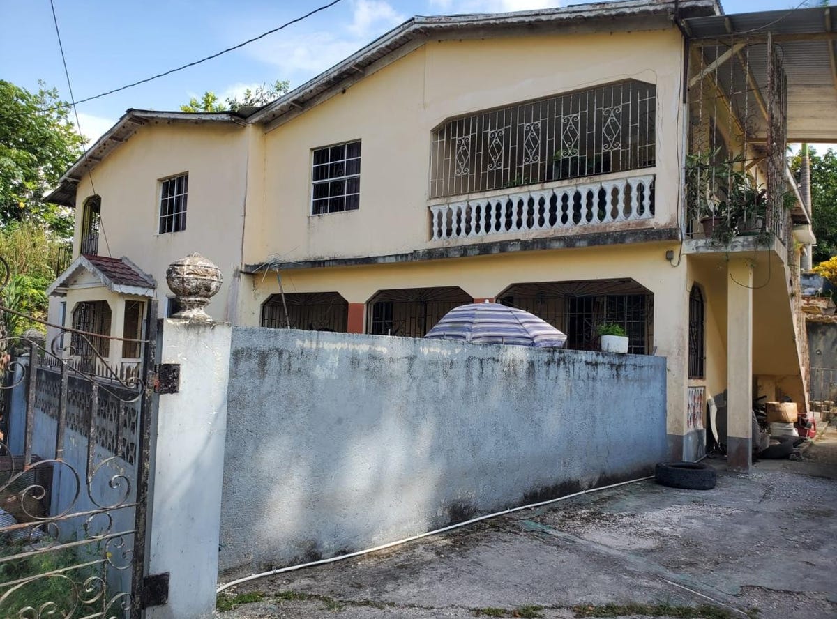 ADELPHI TO LIMA, Adelphi, St. James Parish House for Sale