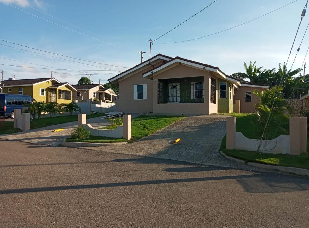 STONEBROOK MANOR, Falmouth, Trelawny Parish House for Sale