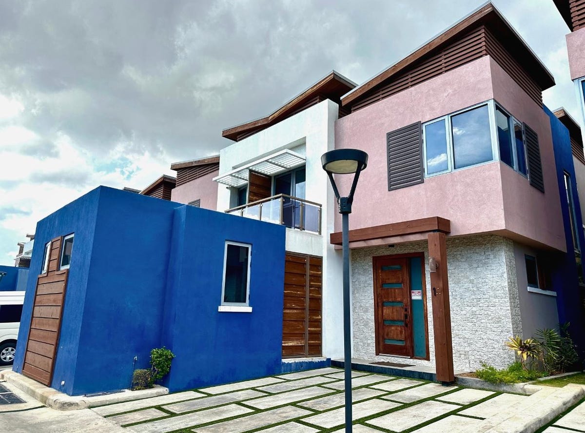 HOPEFIELD AVENUE, Kingston 6, St. Andrew Parish House for Sale